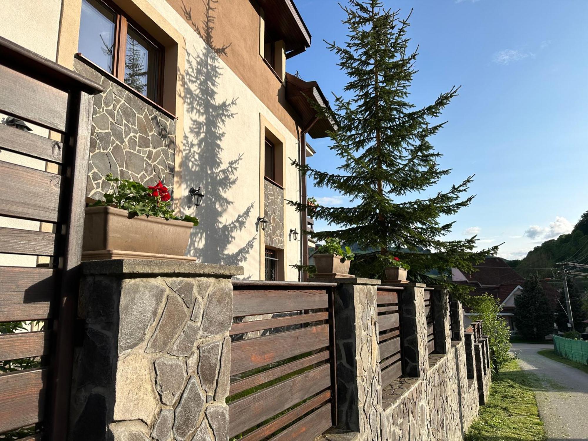 Holiday Home Skalka Mýto pod Ďumbierom Exteriér fotografie